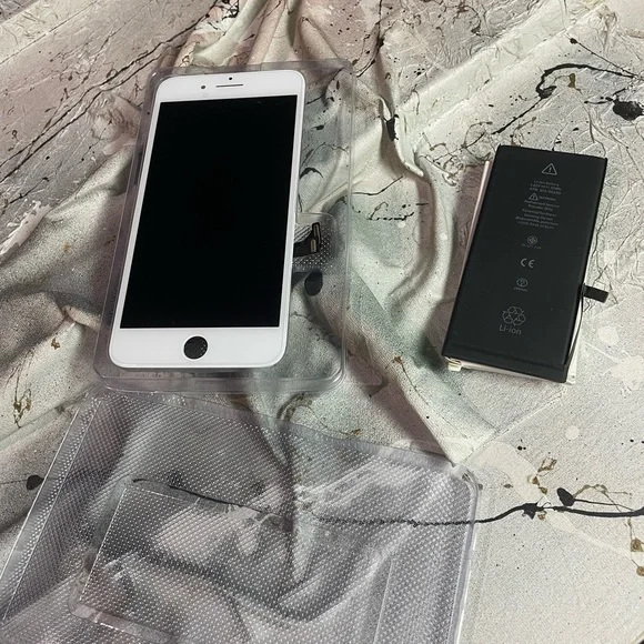 iPhone 7 Plus WhitePlus LCD Screen +Battery Replacement .